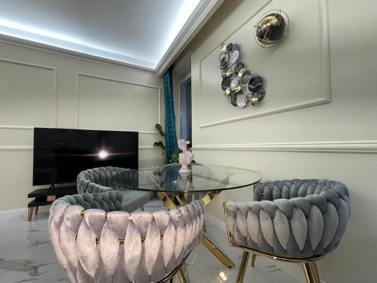 Spanish Steps Glamour & Sauna Luxury **** Appartamento